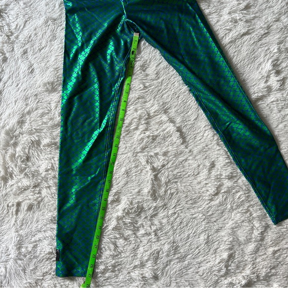 Mermaid Print Leggings - Picture 6 of 7
